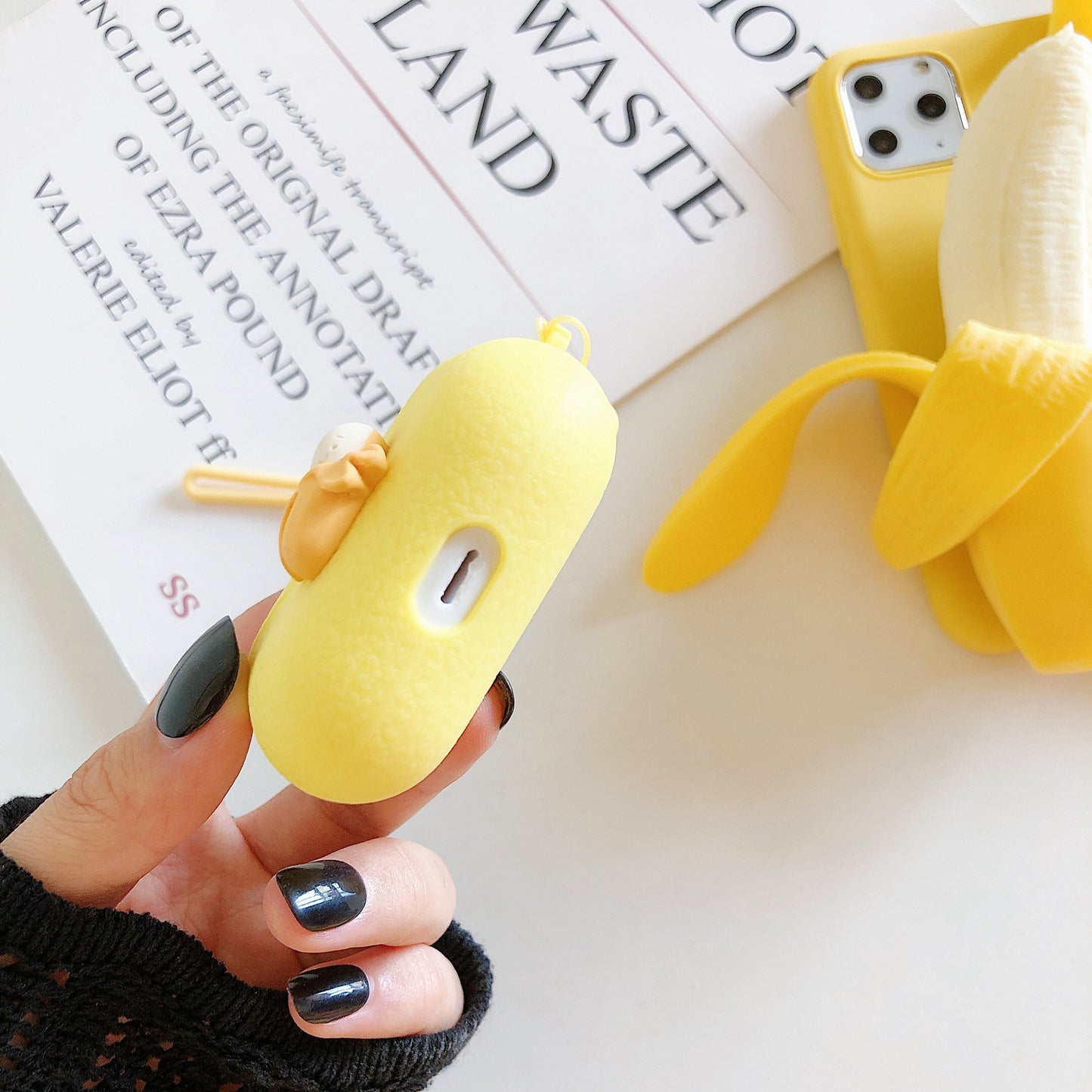 Kawaii Banana Mobile Phone Case Couverture de protection créative en trois dimensions Cool Design